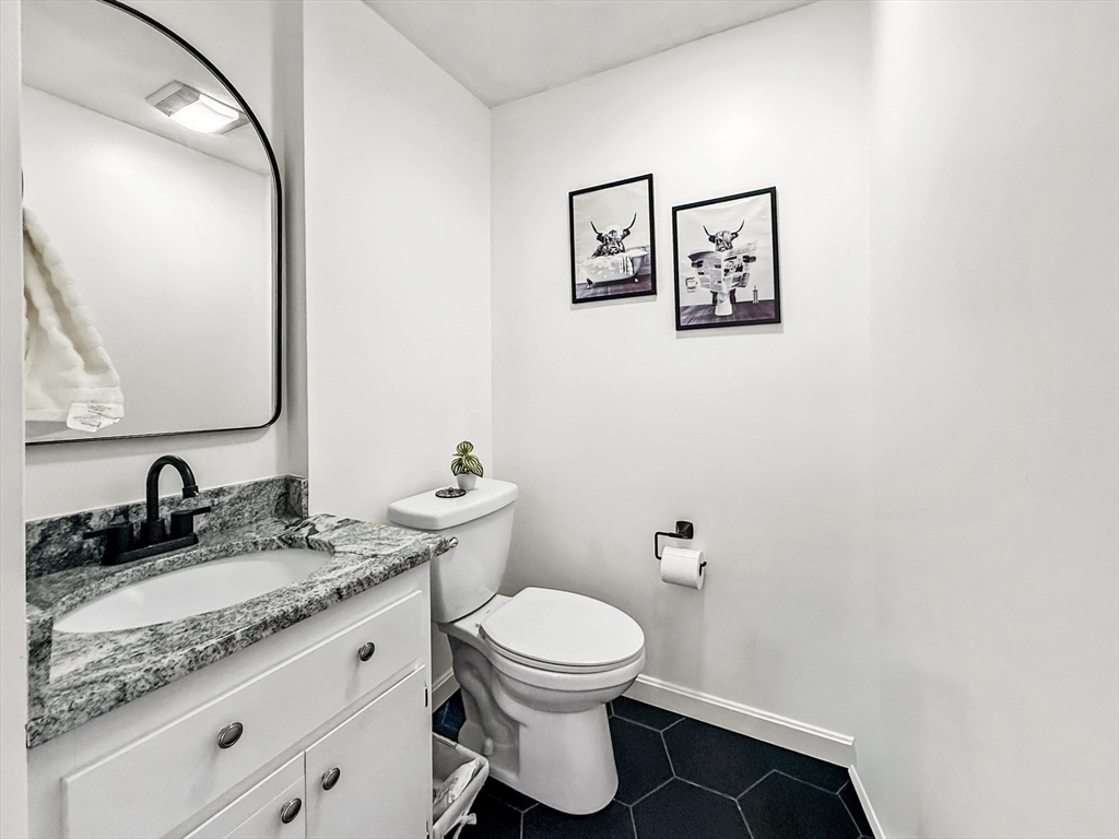 551 Hildreth Street, Unit 10 Dracut, MA 01826 - Photo 15 of 42