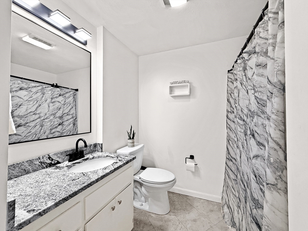 551 Hildreth Street, Unit 10 Dracut, MA 01826 - Photo 22 of 42