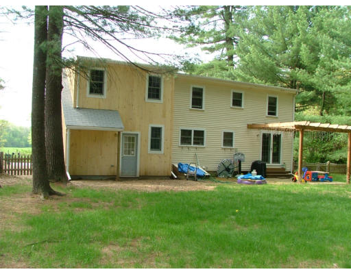 52 South Acton Road Stow, MA 01775 - Photo 2 of 6