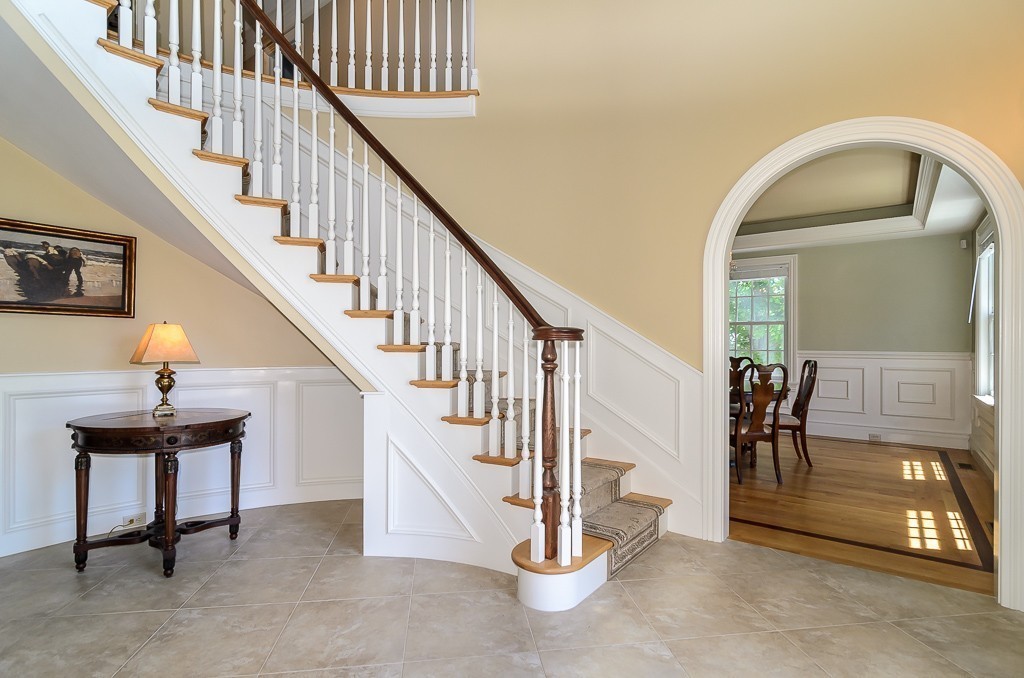30 Gloucester Road Westwood, MA 02090 - Photo 3 of 28 Gallery Image 3