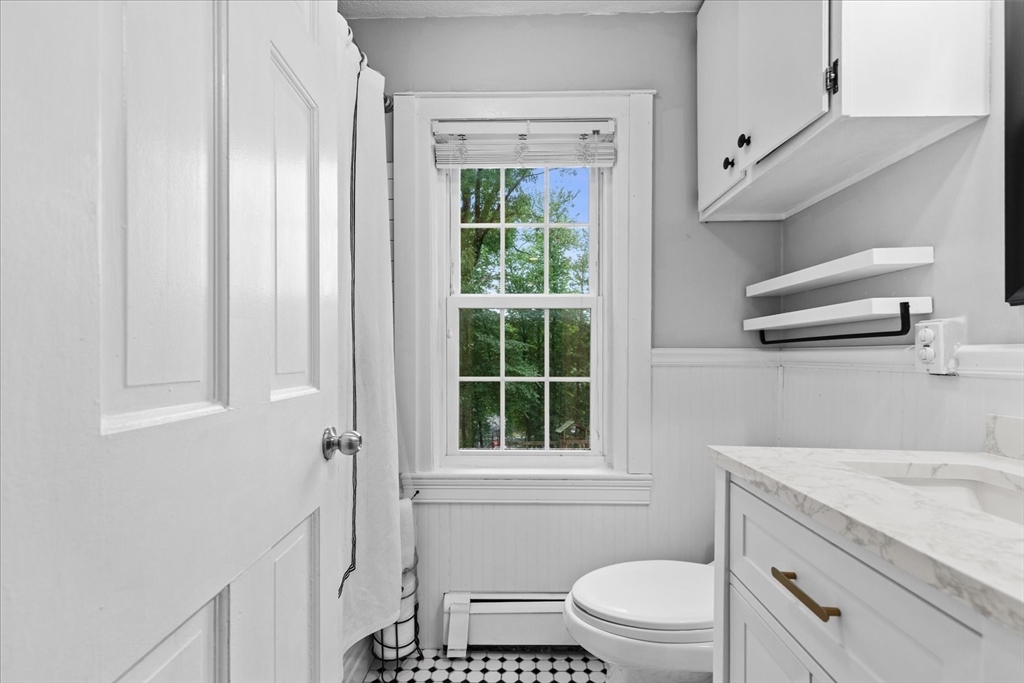 21 Gayland Road Needham, MA 02492 - Photo 13 of 28