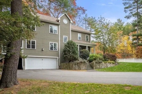 $1,750,000 | 150 Dedham Street, Dover, MA 02030