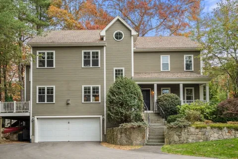 $1,750,000 | 150 Dedham Street, Dover, MA 02030