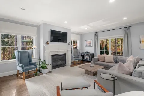 $1,750,000 | 150 Dedham Street, Dover, MA 02030