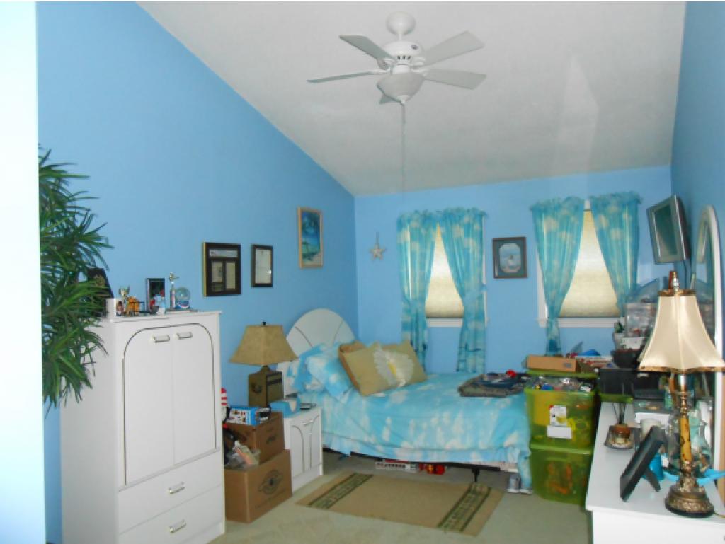 43 West Rosedale Avenue Manchester, NH 03103 - Photo 9 of 18