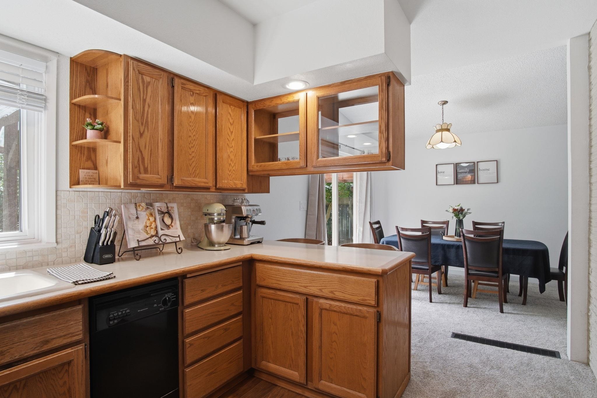 6814 North Wall Street Spokane, WA 99208 - Photo 7 of 30