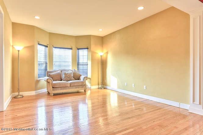 6 Boyd Road Hazlet, NJ 07730 - Photo 11 of 56 6 Boyd Rd Hazlet NJ 07730 USA-small-014-
