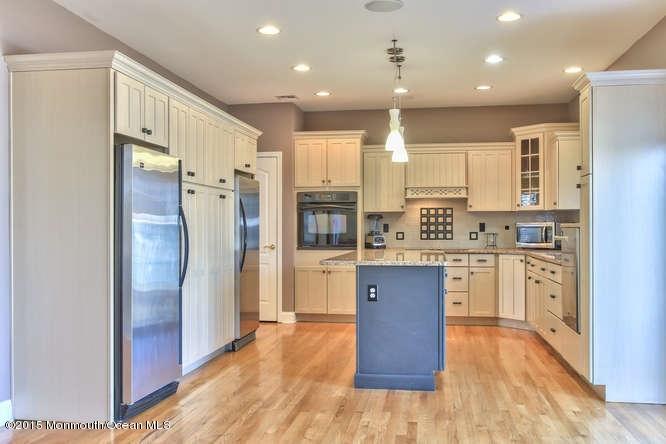 6 Boyd Road Hazlet, NJ 07730 - Photo 16 of 56 6 Boyd Rd Hazlet NJ 07730 USA-small-019-