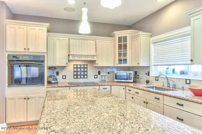 6 Boyd Road Hazlet, NJ 07730 - Photo 21 of 56 6 Boyd Rd Hazlet NJ 07730 USA-small-024-