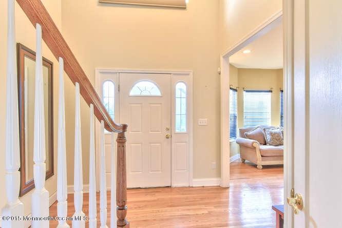 6 Boyd Road Hazlet, NJ 07730 - Photo 4 of 56 6 Boyd Rd Hazlet NJ 07730 USA-small-007-