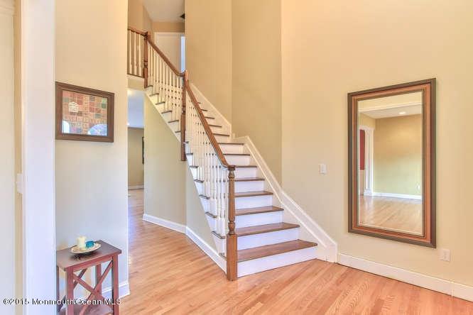 6 Boyd Road Hazlet, NJ 07730 - Photo 5 of 56 6 Boyd Rd Hazlet NJ 07730 USA-small-008-