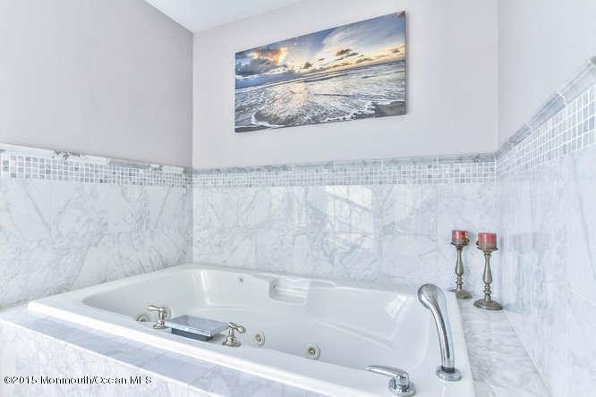 6 Boyd Road Hazlet, NJ 07730 - Photo 43 of 56 6 Boyd Rd Hazlet NJ 07730 USA-small-046-