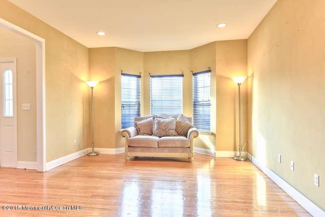 6 Boyd Road Hazlet, NJ 07730 - Photo 10 of 56 6 Boyd Rd Hazlet NJ 07730 USA-small-013-