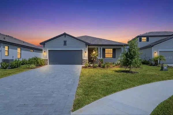 $4,000 | 5309 Seal Isle, Bradenton, FL 34211