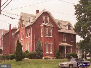 305 Chestnut Street Spring City, PA 19475 - Photo 1 of 1