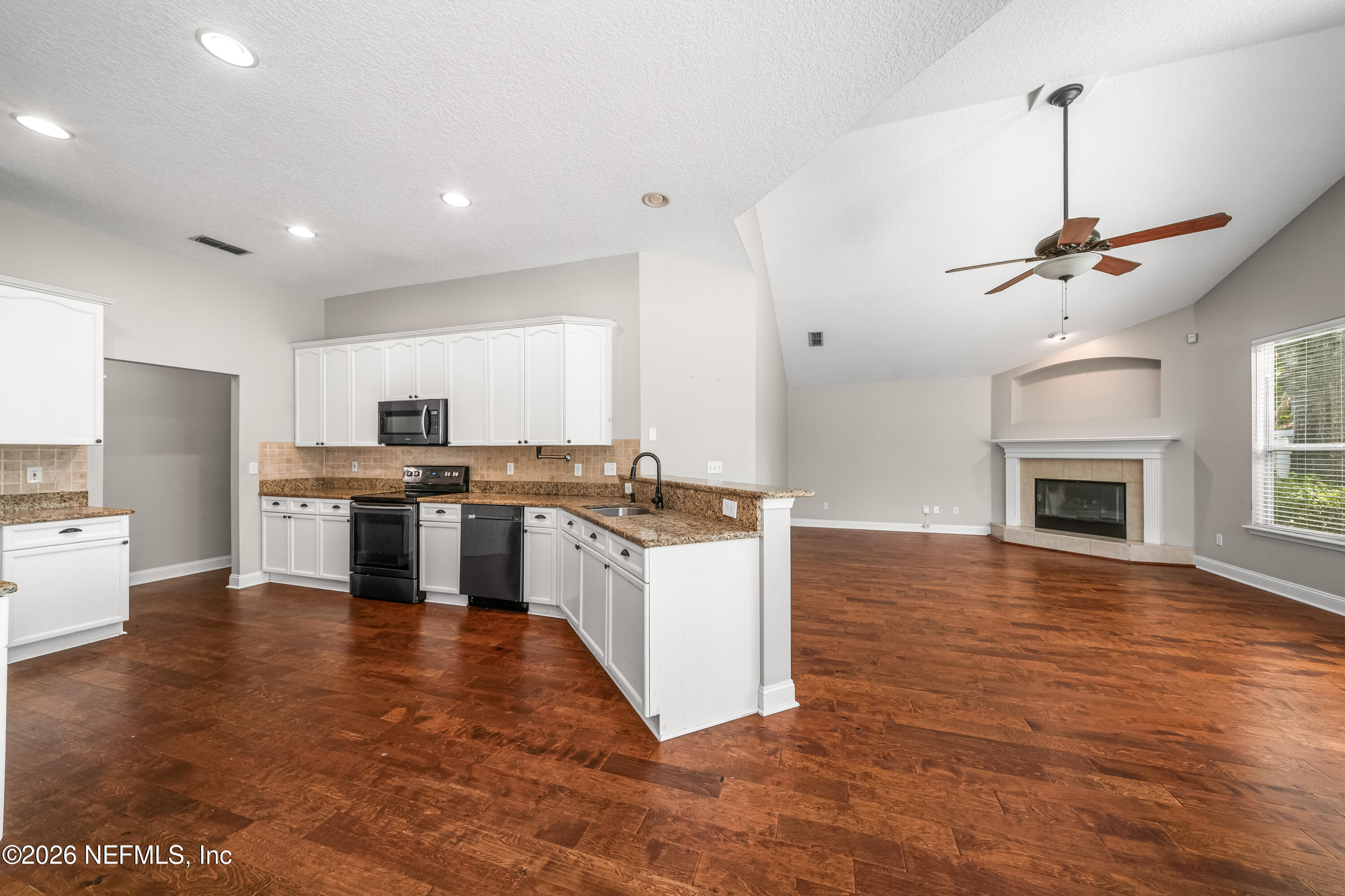 601 Gopher Court St. Johns, FL 32259 - Photo 8 of 38 601 Gopher Ct (35).JPG-FULL