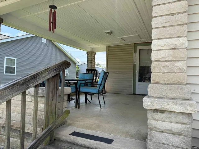 $165,000 | 1718 12th Street, Bedford, IN 47421