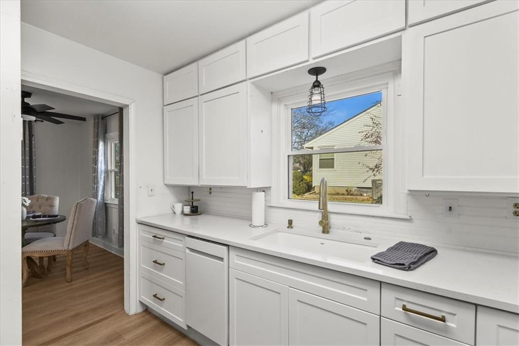 2417 South Ellison Way Independence, MO 64055 - Photo 10 of 25