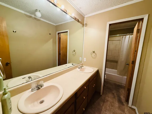 $329,000 | 75 County Road 4325, Pittsburg, TX 75686