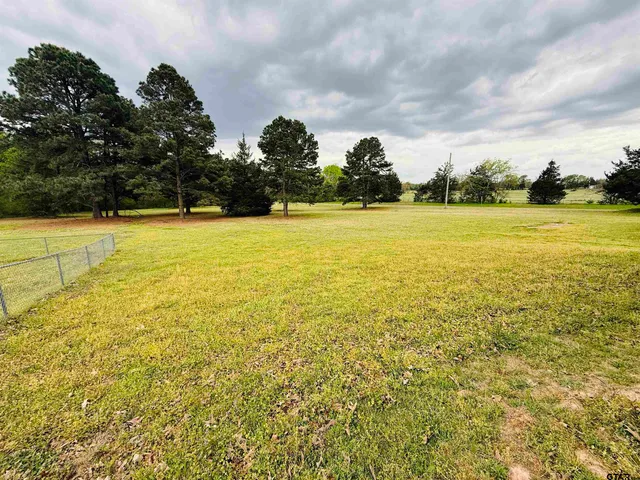 $329,000 | 75 County Road 4325, Pittsburg, TX 75686