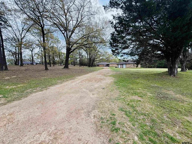 $329,000 | 75 County Road 4325, Pittsburg, TX 75686