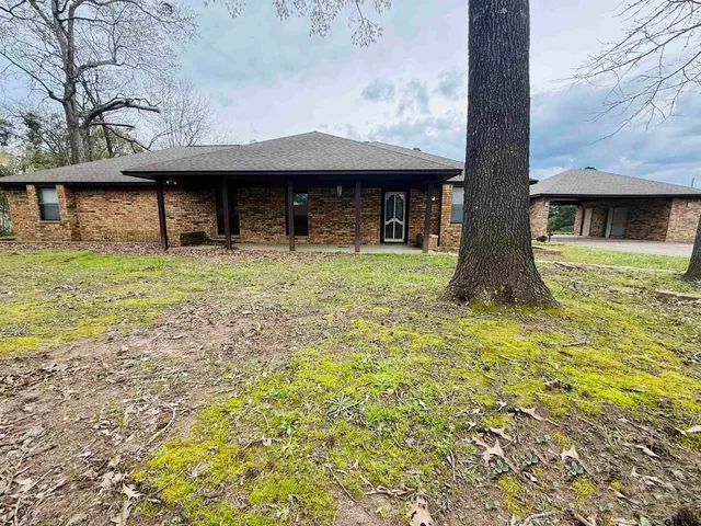 $329,000 | 75 County Road 4325, Pittsburg, TX 75686