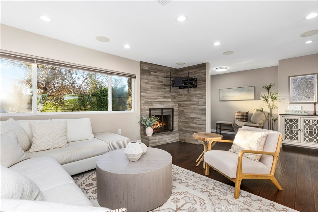 1377 Hazelwood Place Brea, CA 92821 - Photo 8 of 42