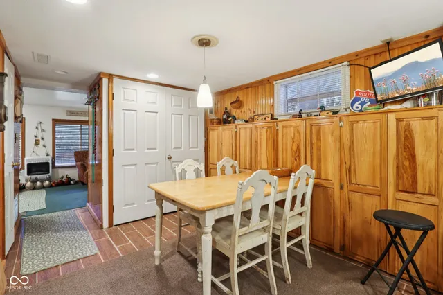 $189,000 | 8614 South Pleasure Valley Road, Waldron, IN 46182