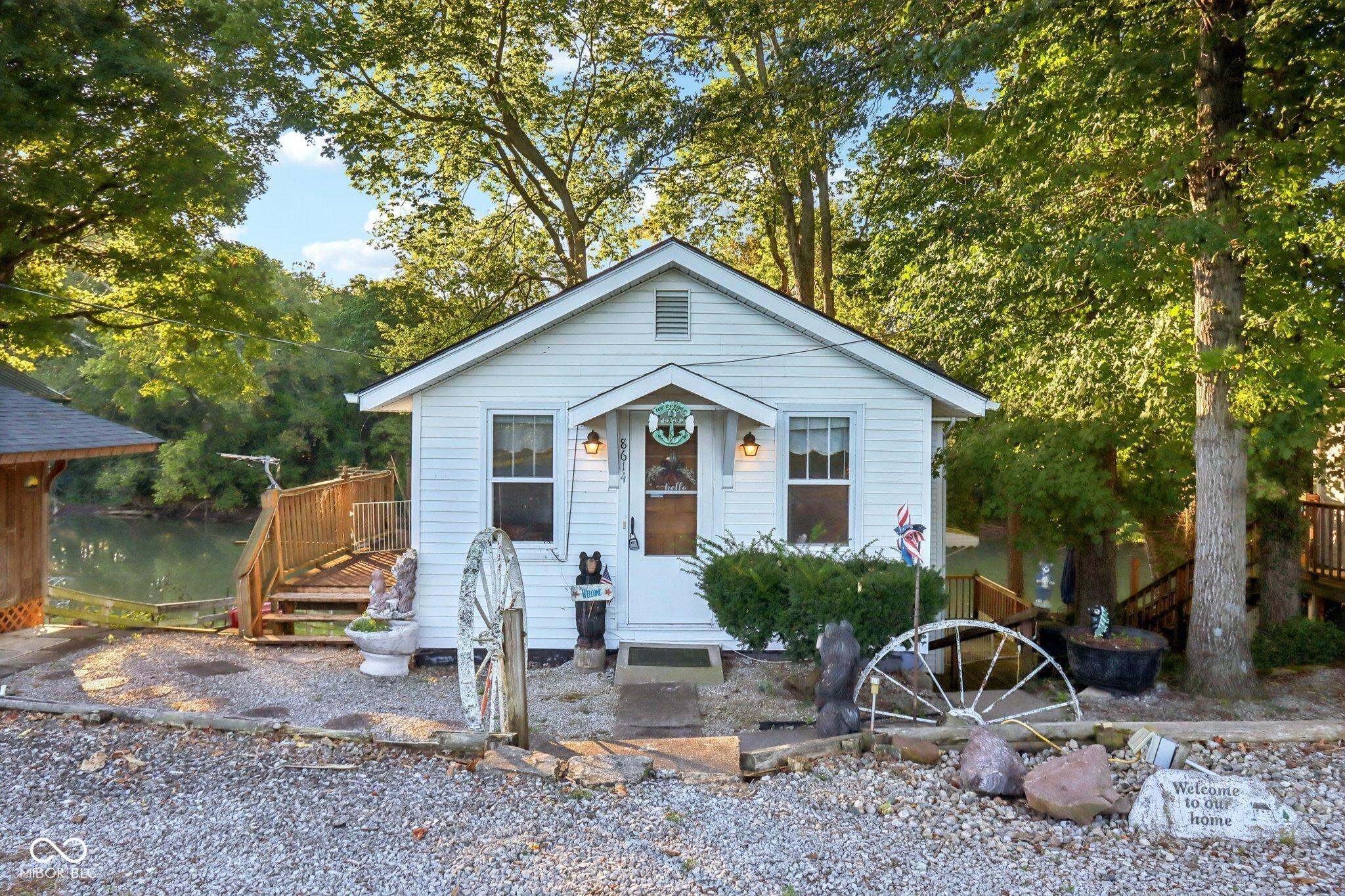 8614 South Pleasure Valley Road Waldron, IN 46182 - Photo 3 of 40