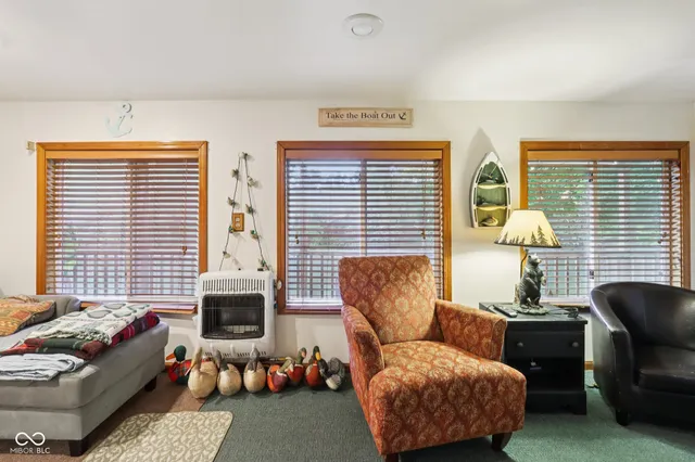 $189,000 | 8614 South Pleasure Valley Road, Waldron, IN 46182