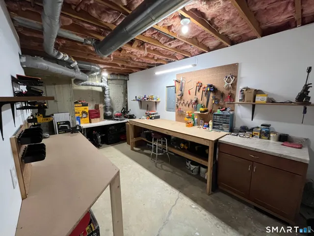 a view of a storage & utility room