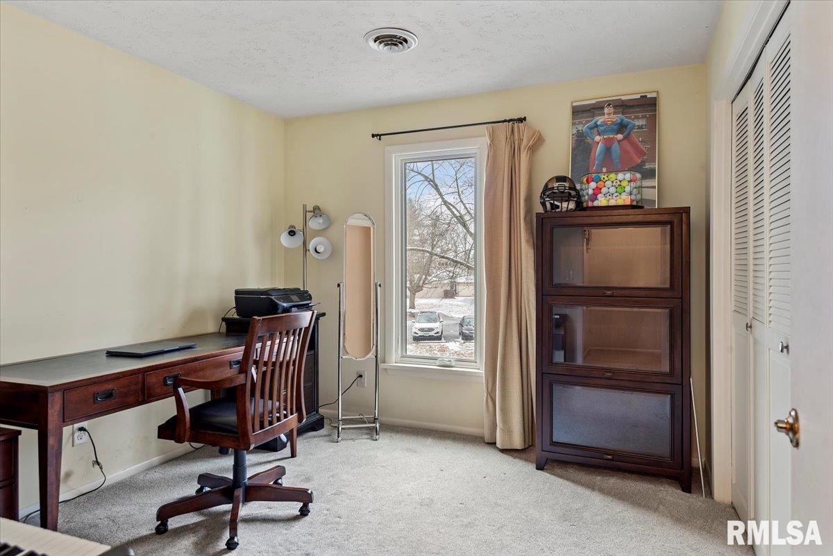 58 Country Place, Unit 58 Springfield, IL 62703 - Photo 25 of 42