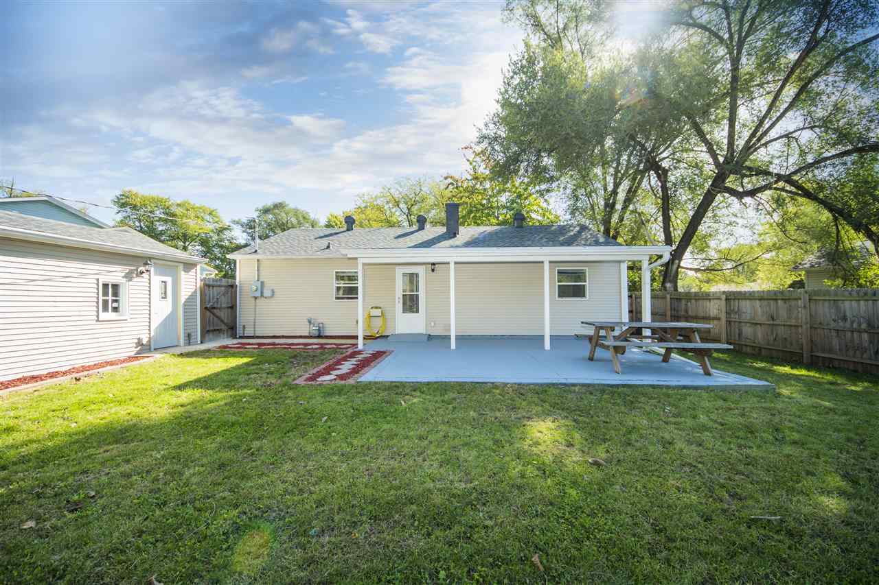 103 Calumet Road Marquette Heights, IL 61554 - Photo 3 of 36 Gallery Image 3