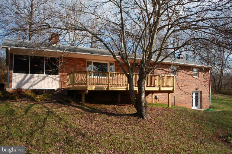 2447 Winchester Road Delaplane, VA 20144 - Photo 1 of 24 Exterior (Front)