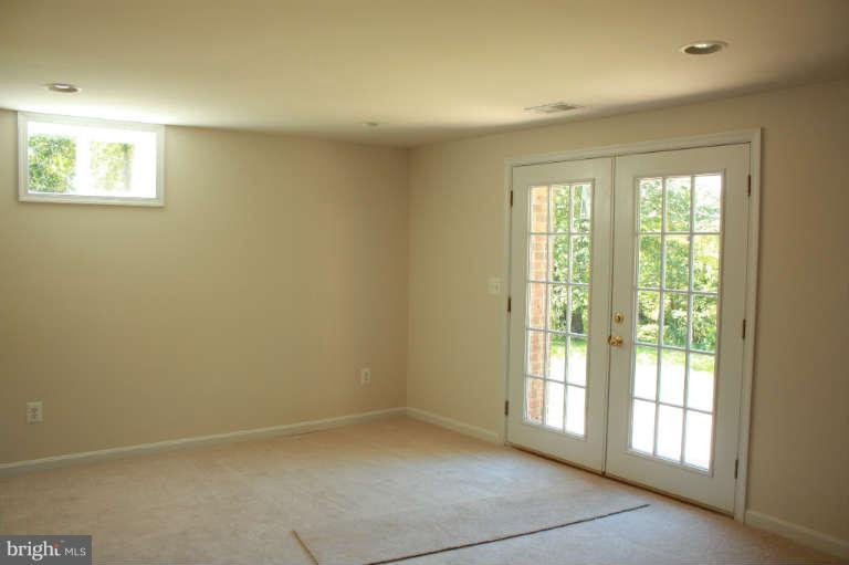 2447 Winchester Road Delaplane, VA 20144 - Photo 11 of 24 Basement