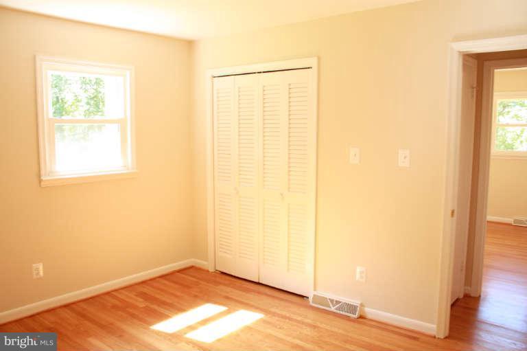 2447 Winchester Road Delaplane, VA 20144 - Photo 10 of 24 Bedroom