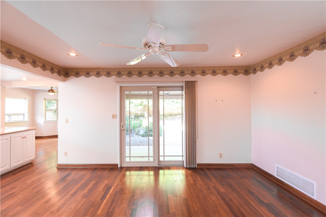 5306 Bardwell Avenue Riverside, CA 92506 - Photo 4 of 25
