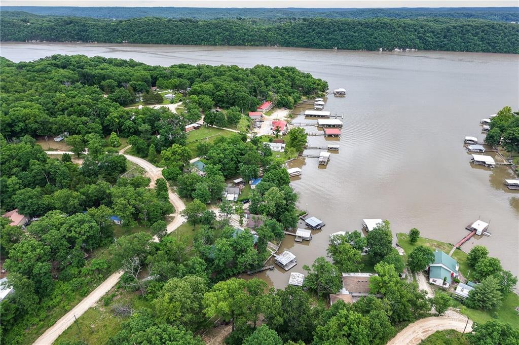 33272 Swim Beach Road Stover, MO 65078 - Photo 7 of 42