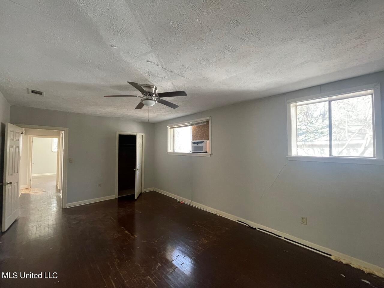 550 Wellington Road Jackson, MS 39206 - Photo 8 of 14 IMG_8753