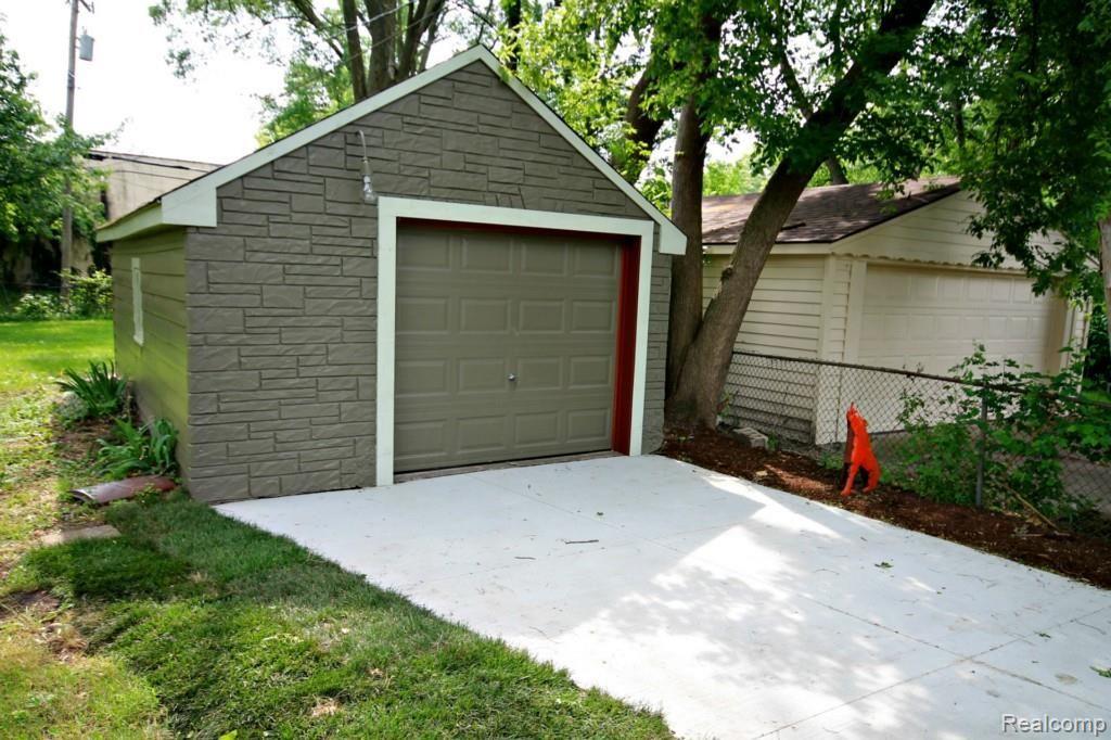 620 Stratford Road Ferndale, MI 48220 - Photo 20 of 20 20.jpg