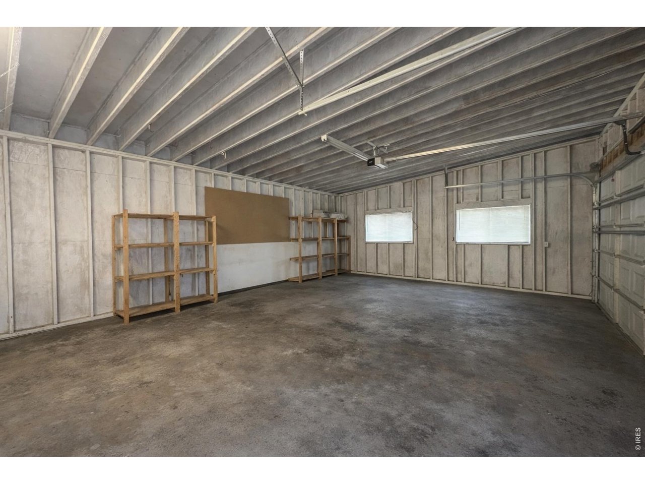 5588 Pioneer Road Boulder, CO 80301 - Photo 7 of 11 a view of a garage