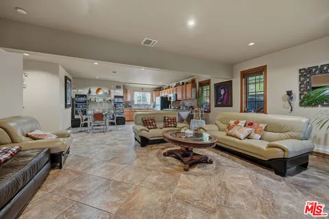$3,800,000 | 1663 Vista Drive, Glendale, CA 91201