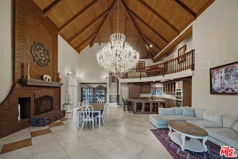 $3,800,000 | 1663 Vista Drive, Glendale, CA 91201