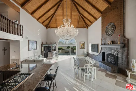 $3,800,000 | 1663 Vista Drive, Glendale, CA 91201