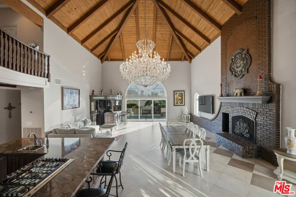 $3,800,000 | 1663 Vista Drive, Glendale, CA 91201