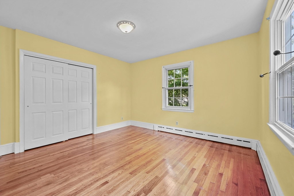 21 Vinnicum Road Swansea, MA 02777 - Photo 23 of 36 Gallery Image 23
