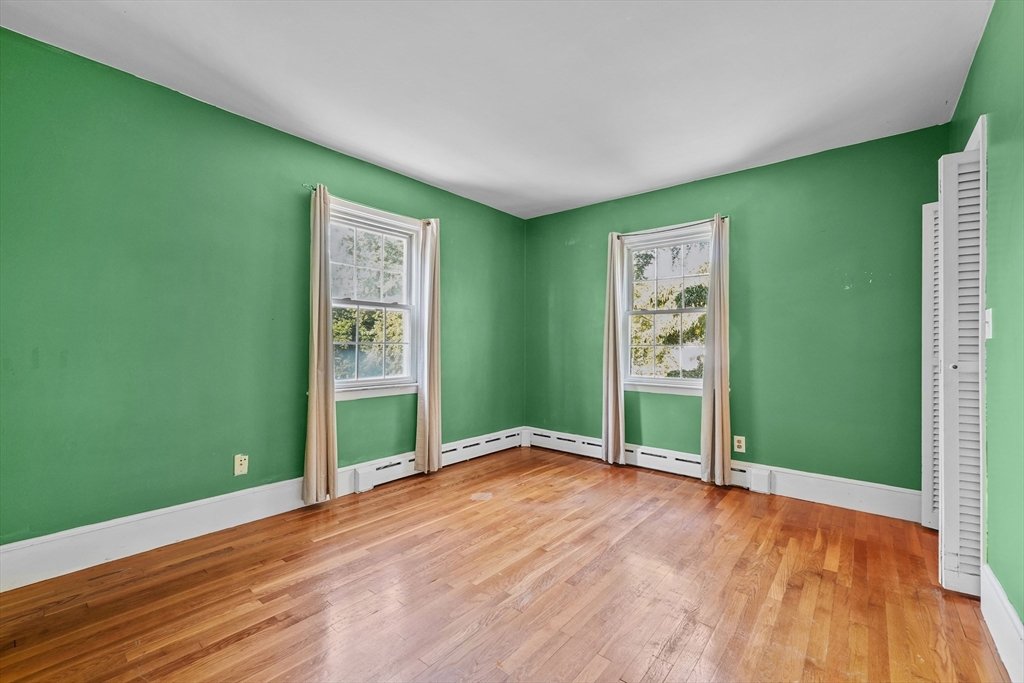 21 Vinnicum Road Swansea, MA 02777 - Photo 24 of 36 Gallery Image 24