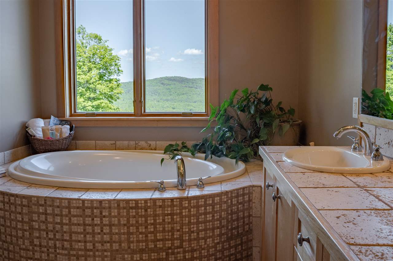 284 Dynamite Hill Road Hinesburg, VT 05461 - Photo 21 of 36 Gallery Image 21