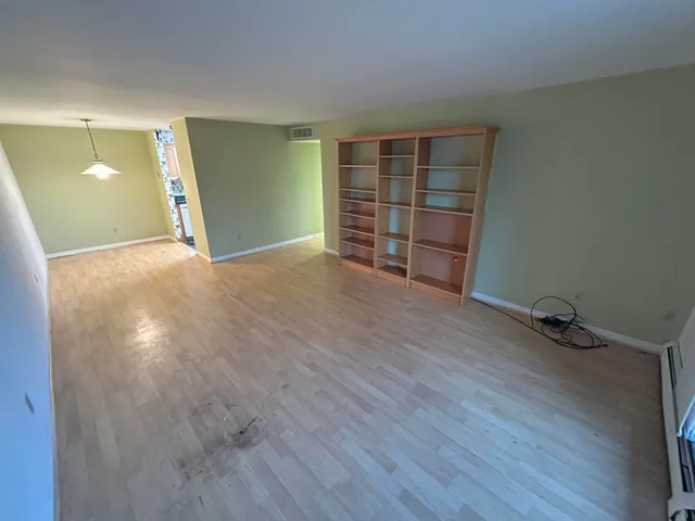 $89,900 | 5253 North Lovers Lane Road, Unit 204, Milwaukee, WI 53225