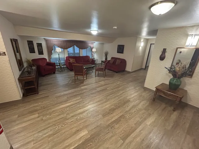 $89,900 | 5253 North Lovers Lane Road, Unit 204, Milwaukee, WI 53225